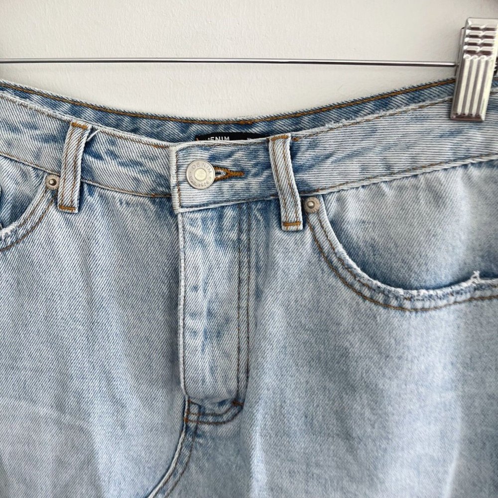 Glassons Womens Skirt Size 10 Denim Light Blue Raw Hem Button Fly - Picture 2 of 7